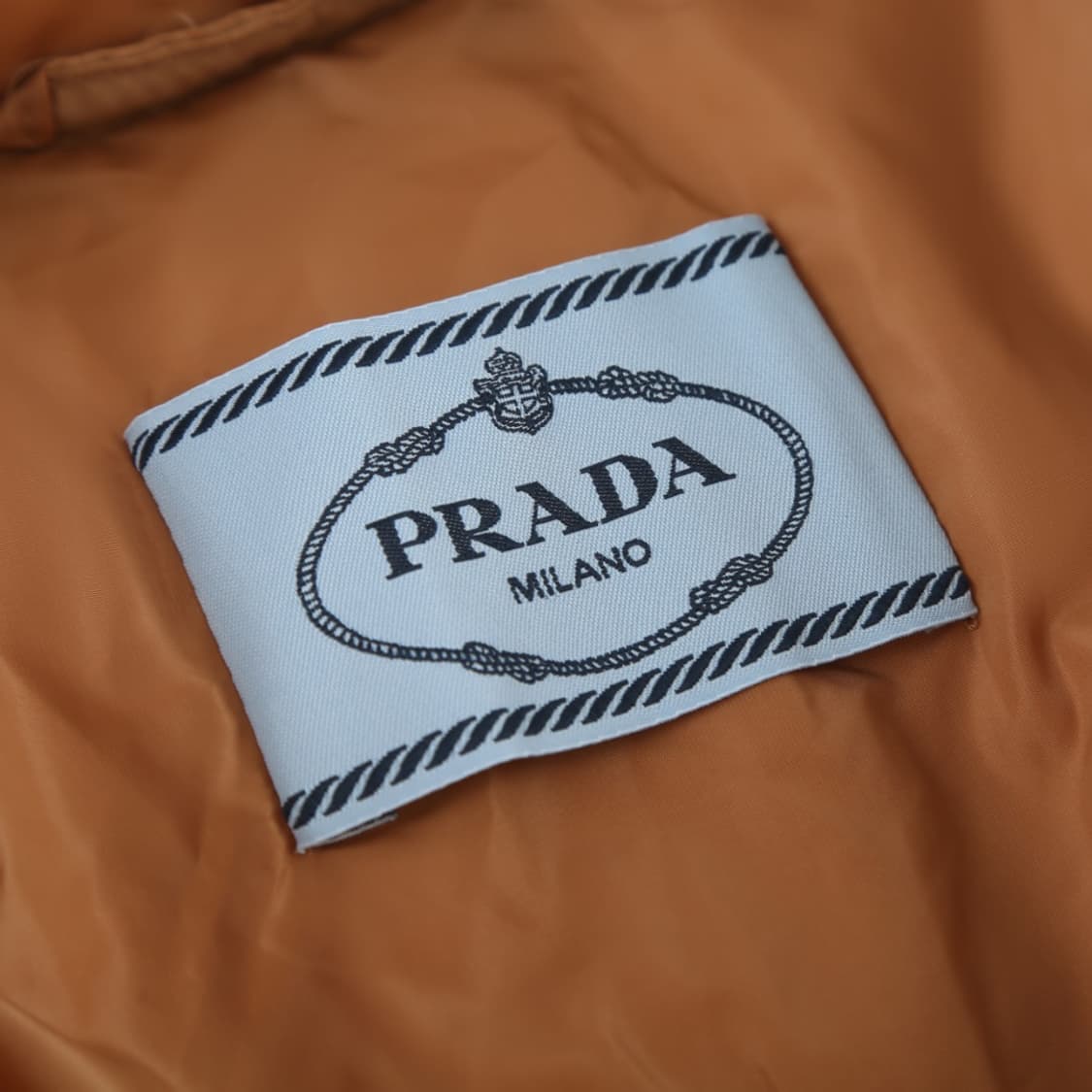 프라다 패딩 상품이미지6