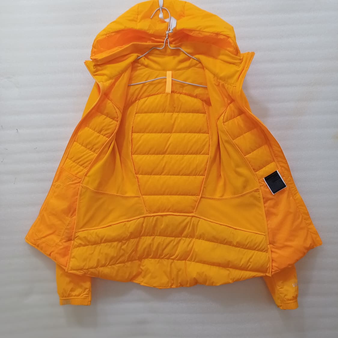 룰루레몬 런닝 경량 구스 다운포잇올 패딩 자켓 여성 XS S 사랑봉봉 상품이미지3