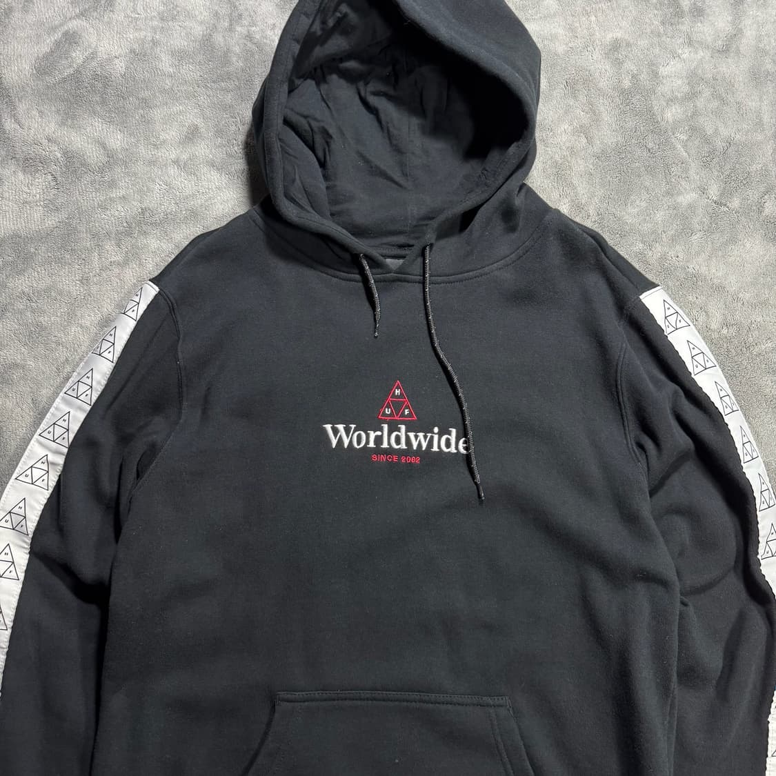 HUF 월드와이드 사이드라인 후드티 상품이미지2