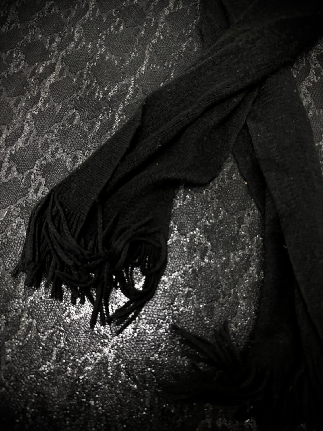 “Vintage” Black Scarf 상품이미지6