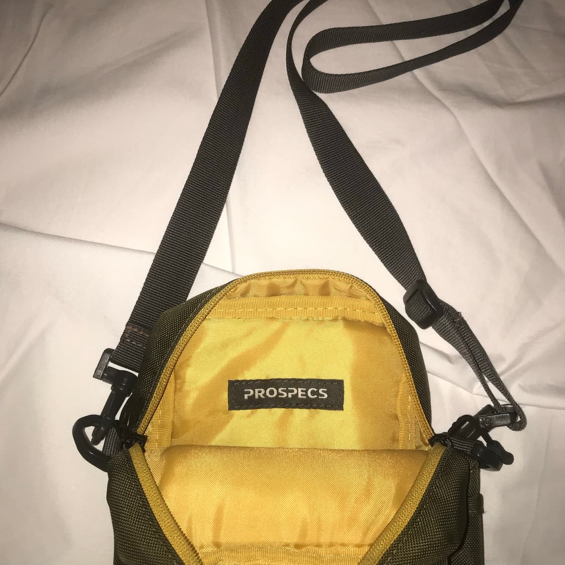 프로스펙스 크로스백 상품이미지4