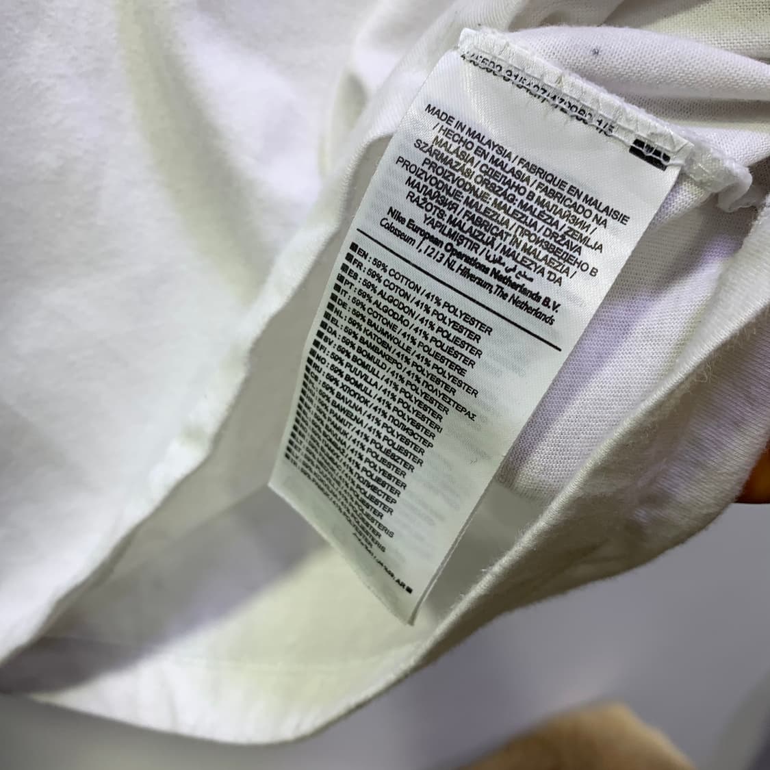 나이키 sb빅로고 반팔티셔츠 판매합니다 상품이미지4