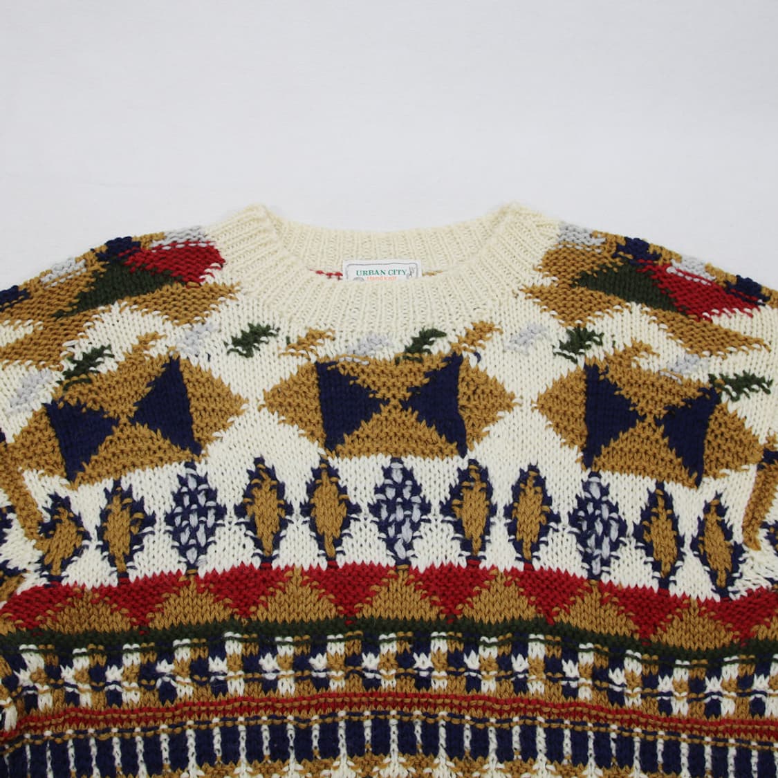 (착용컷) URBAN CITY 울 패턴 니트 (남성용 105) 상품이미지4