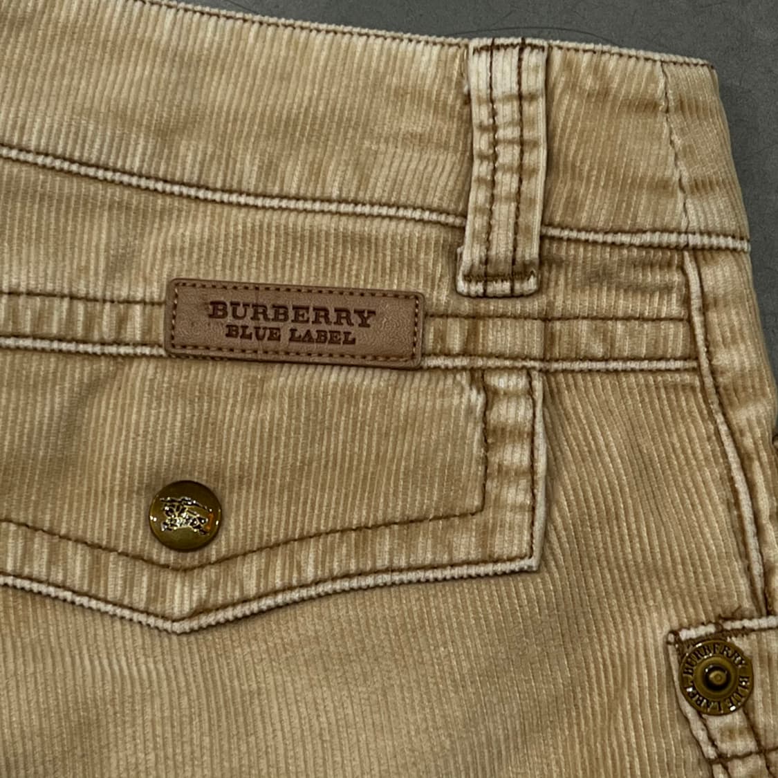  버버리 블루라벨 코듀로이 숏 팬츠 y15890 상품이미지6
