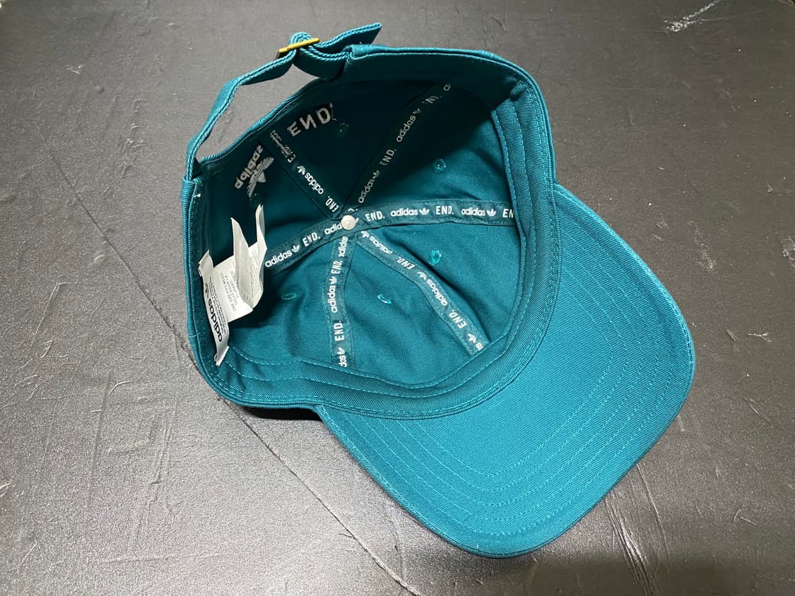 Adidas x end 콜라보레이션 볼캡 상품이미지5