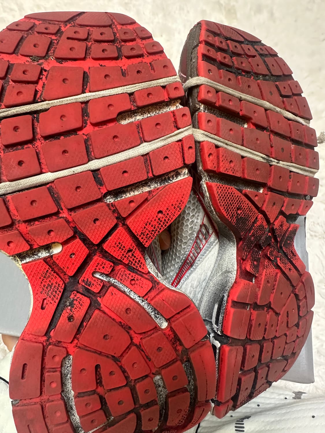 발렌시아가 3xl 레드 원아웃 41 상품이미지4