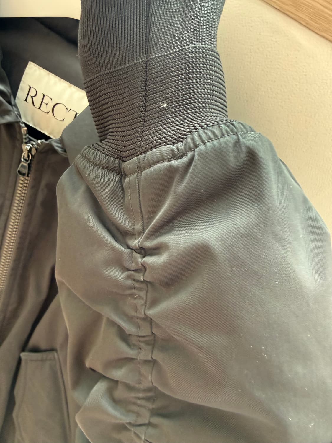 렉토 포코노 퀼티드 다운 숏패딩 자켓 블랙 M 상품이미지7