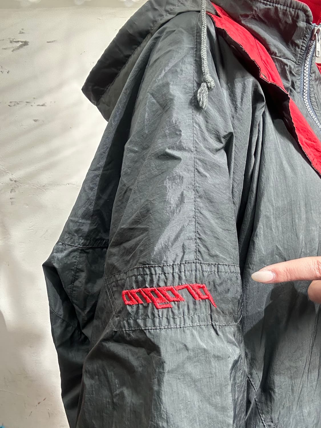 일본판 챔피온 메탈 실버 올드스쿨 배색 바람막이 자켓 L 상품이미지4