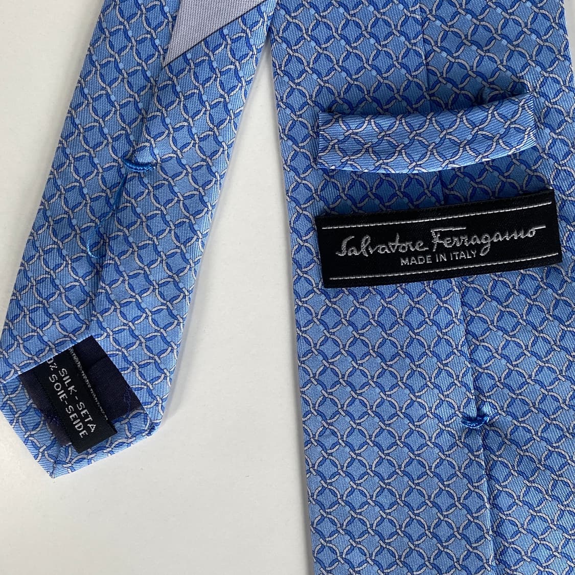 페레가모(Ferragamo) 명품 정품 넥타이 8.7cm 상품이미지5