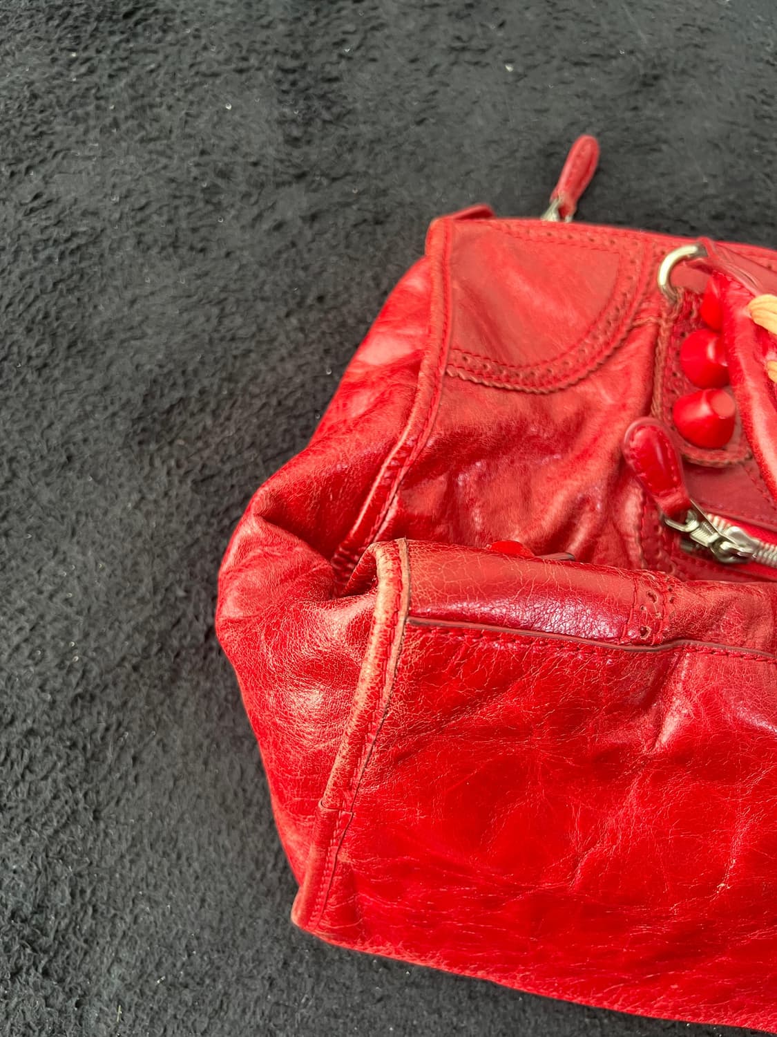 발렌시아가 모터백 라지 상품이미지7