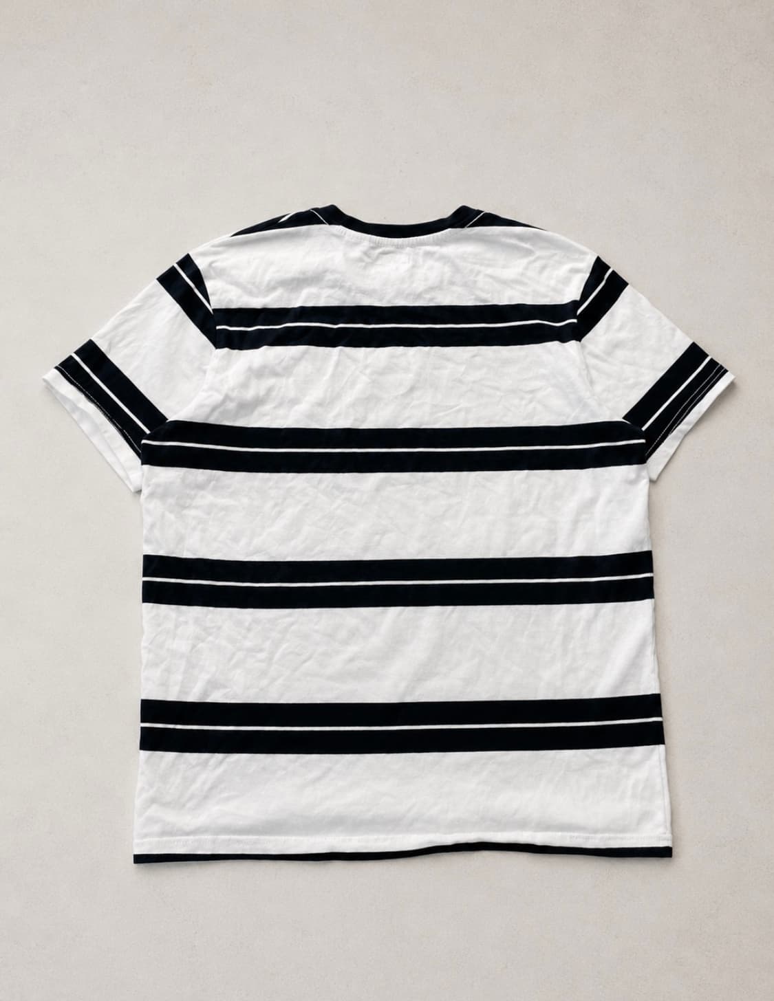 Levi’s 리바이스 단가라 라운드 반팔 상품이미지2
