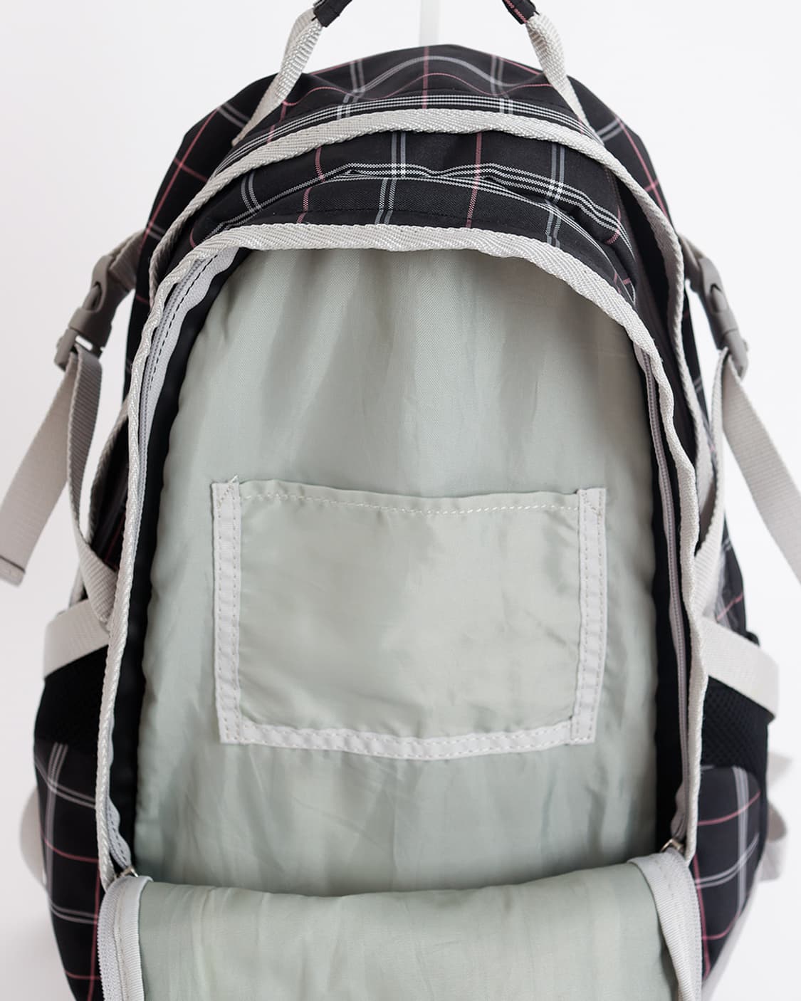 [BENETTON] 크로스 체크 패턴 클래식 데이팩 상품이미지9