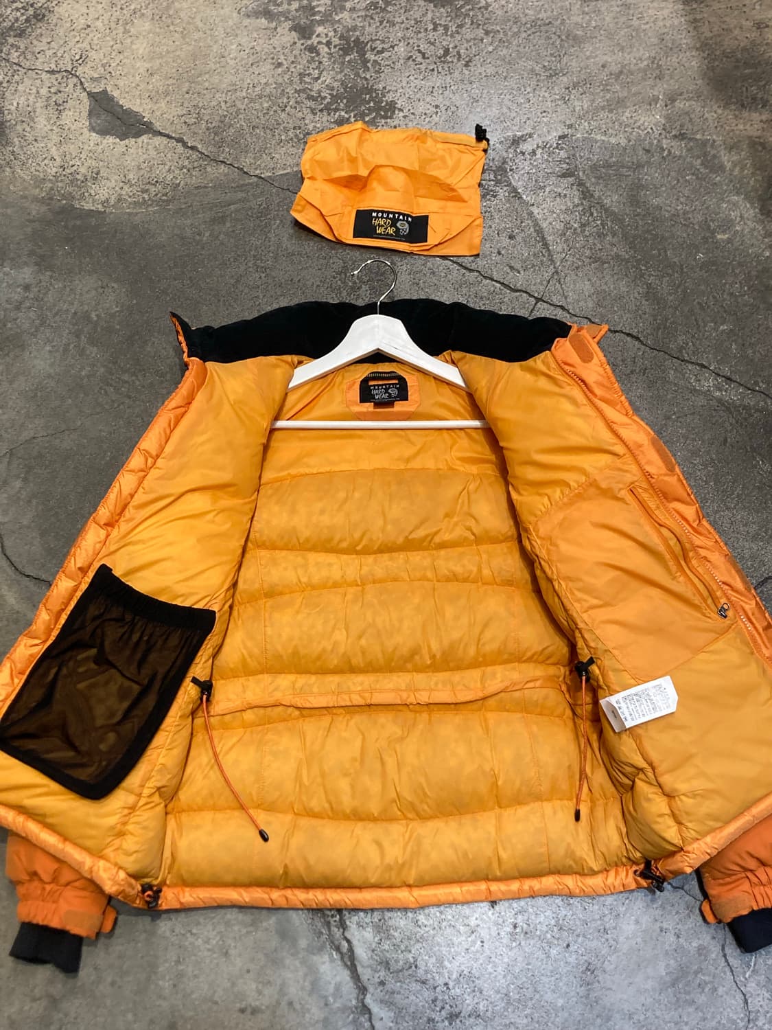 마운틴하드웨어 오렌지 패딩 자켓 여성M 상품이미지3