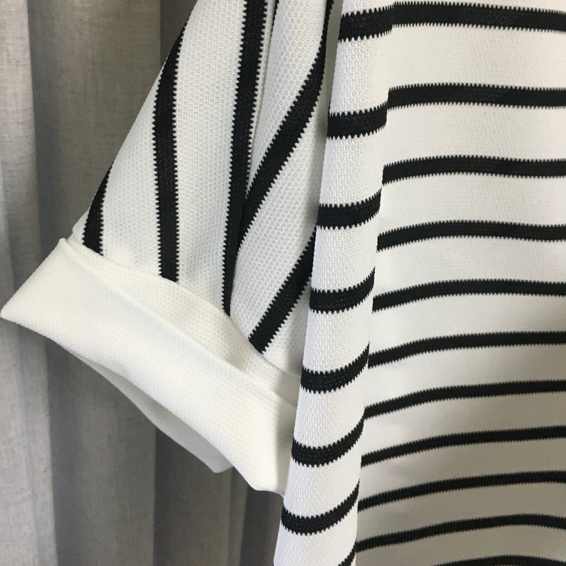오버핏 스트라이프 반팔 티셔츠 [white / navy / gray] 상품이미지5
