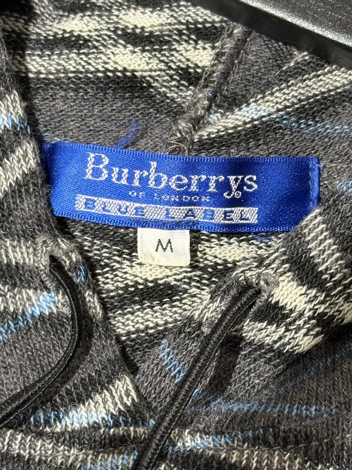버버리 블루라벨 그레이 체크 후드 하프 티셔츠 상품이미지7