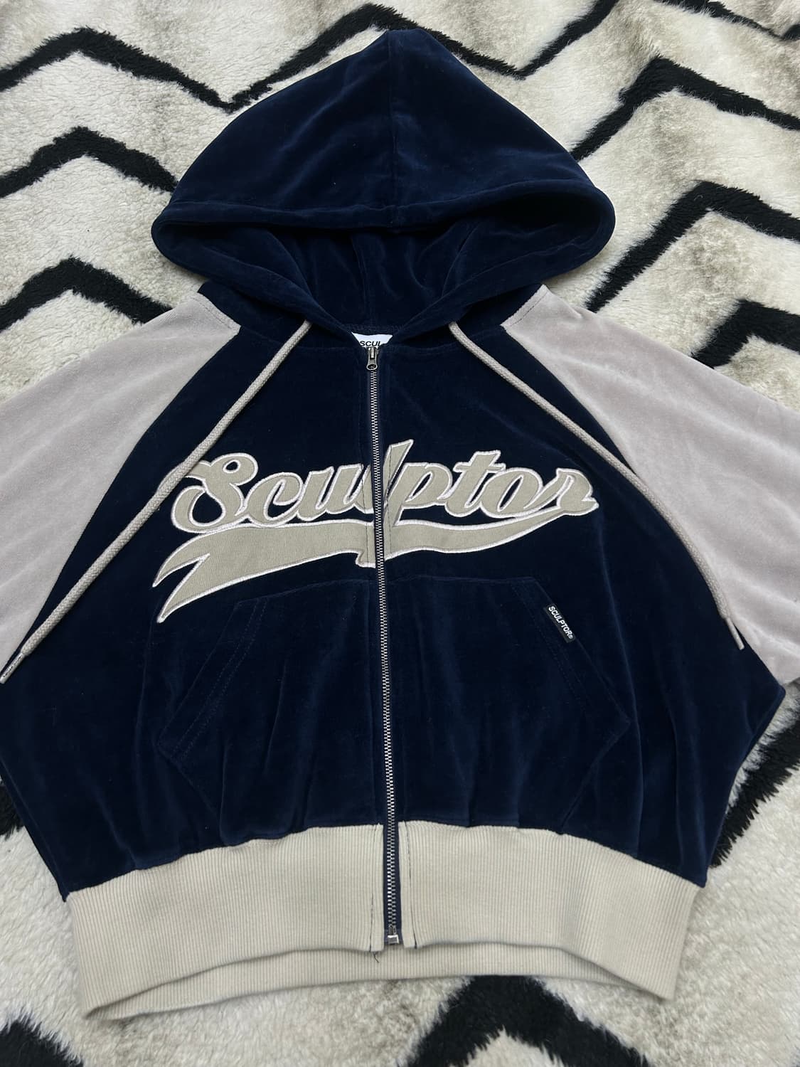 [Free]스컬프터 벨벳 크롭 후드집업 상품이미지4