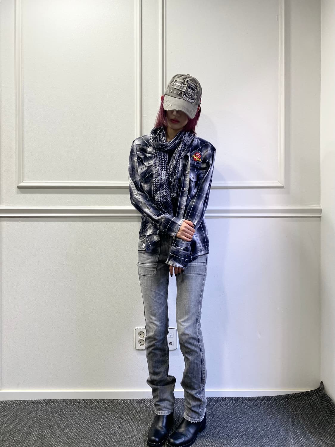 Y2K Grunge Patch Detail Grey cap 상품이미지5