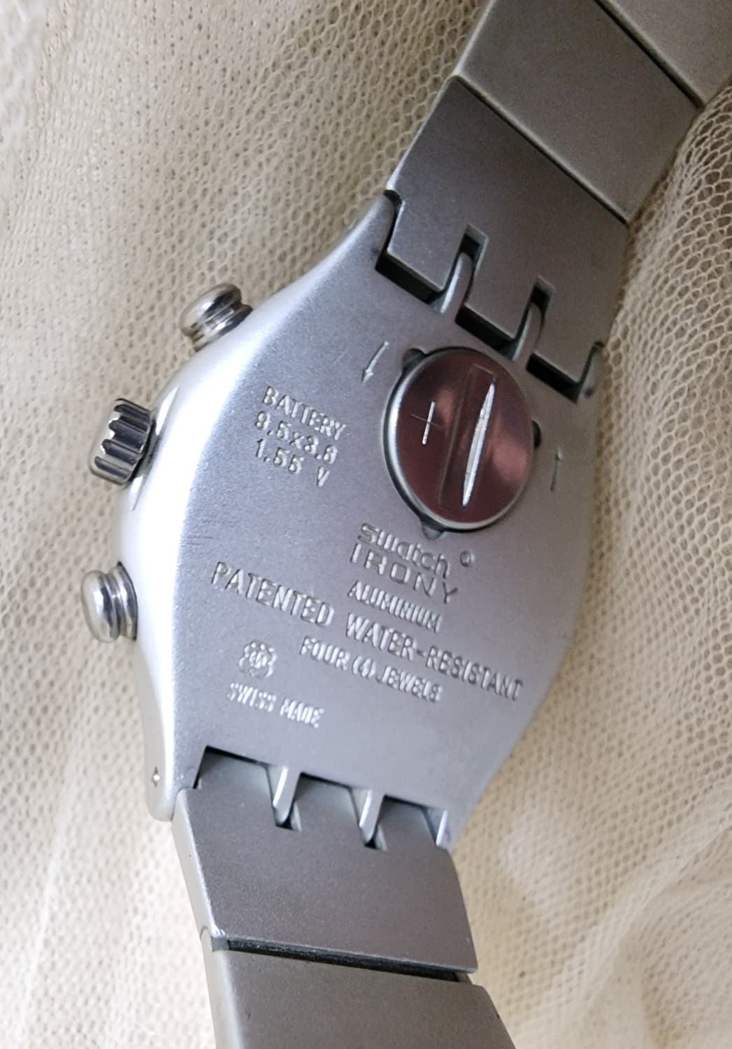 스와치 아이러니 알루미늄 크로노그래프 메탈 시계 상품이미지4