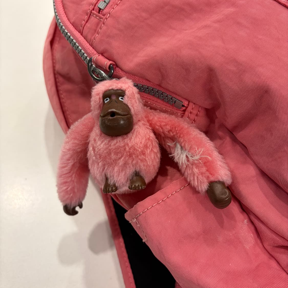 키플링 백팩 핑크 + 키링 포함 상품이미지4