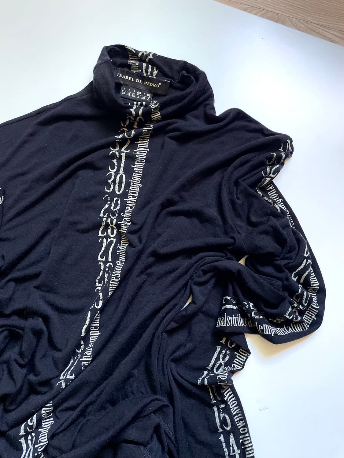 ISABEL DE PEDRO 룰러 슬리브 상품이미지2