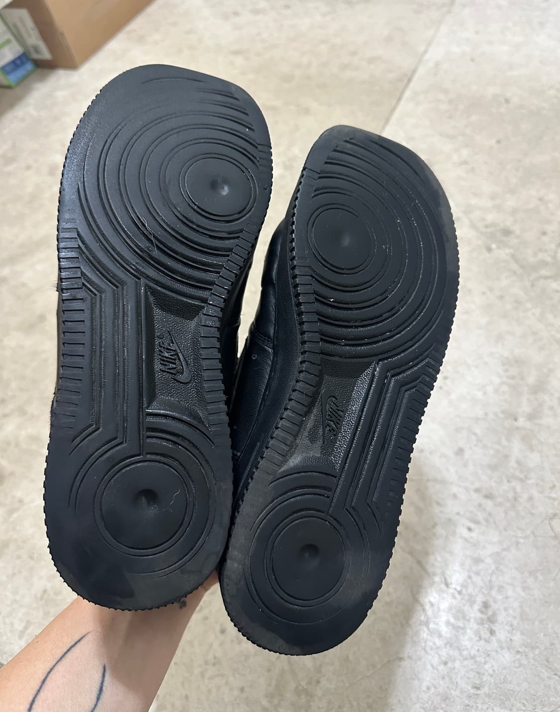 (270) 나이키 에어포스 블랙  상품이미지4