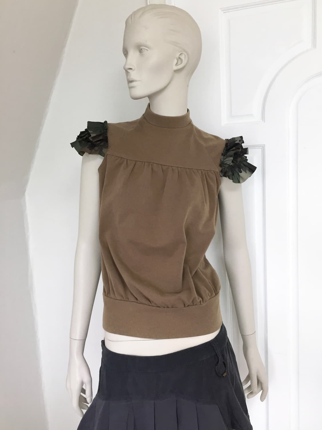 Camoflage Cute Ruffle Sleeve Top 상품이미지1