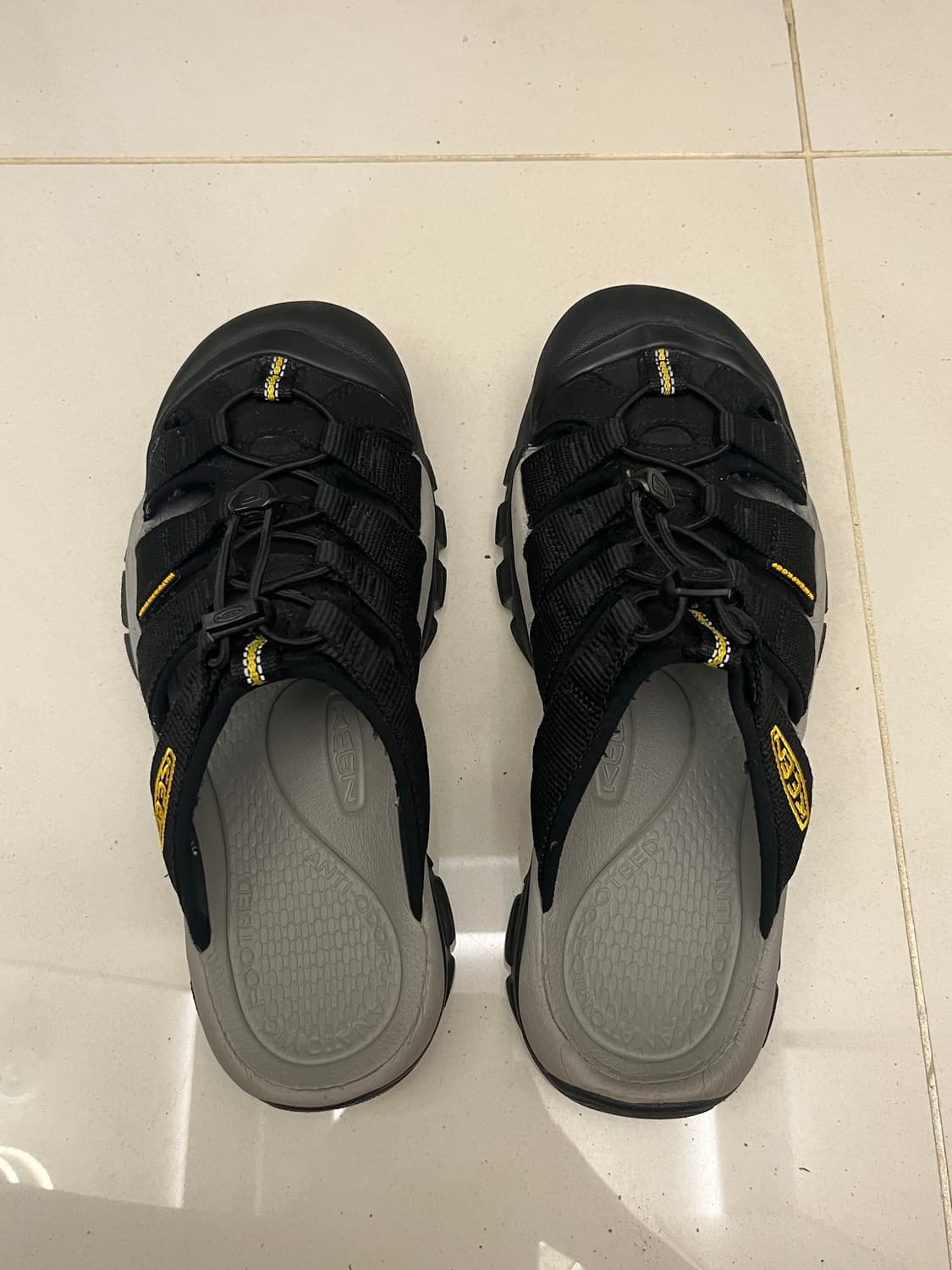 킨 뉴포트 H2 블랙 255 상품이미지1