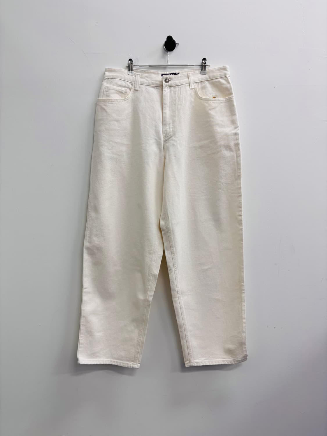 라브로스(LABROS) 데이지 자수 와이드 화이트 데님 팬츠 상품이미지1