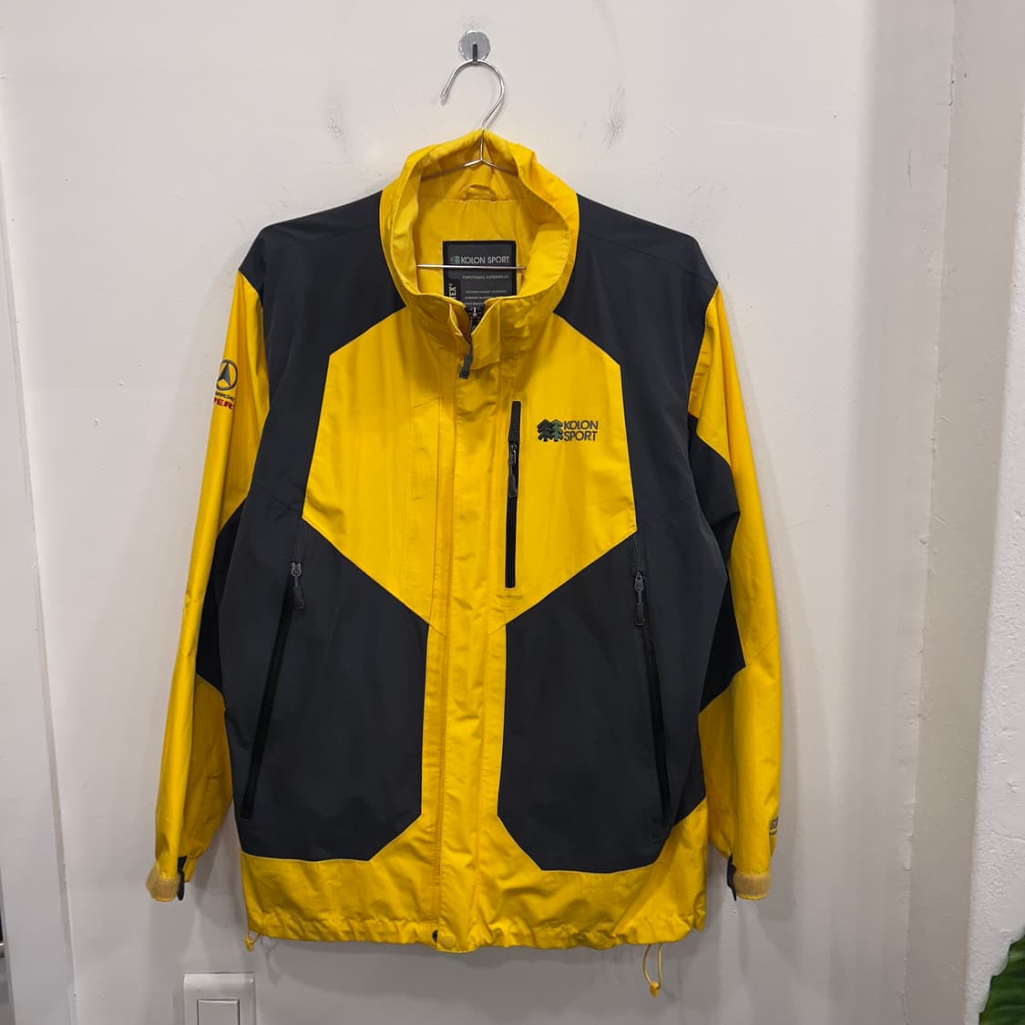 코오롱스포츠 아웃도어 고어텍스 하이넥 바람막이 상품이미지2