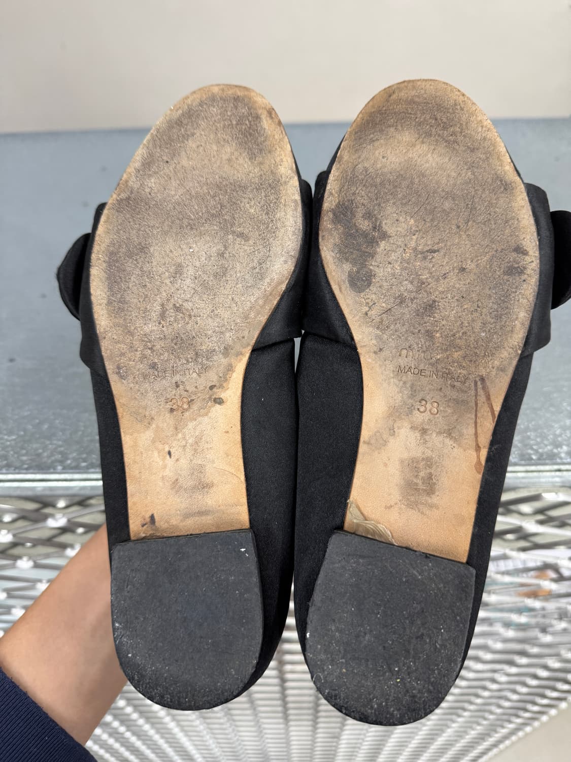 미우미우 새틴 플랫슈즈 38 상품이미지7