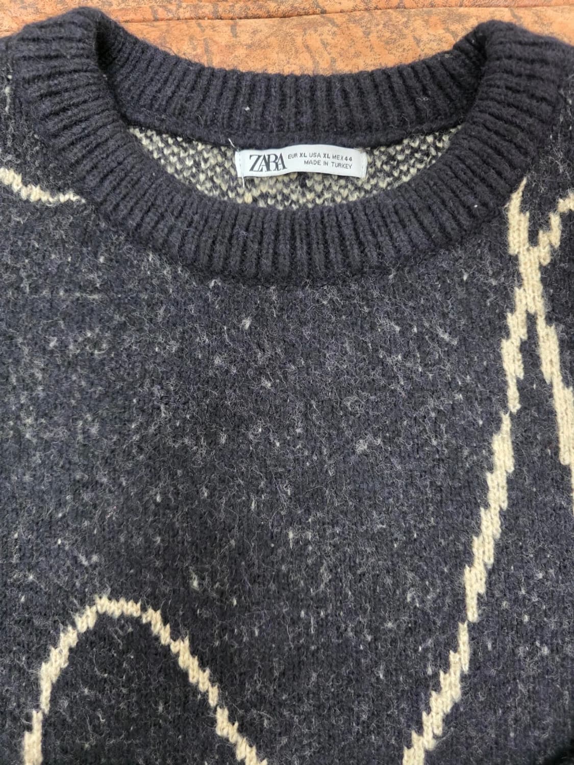 자라 추상 라인 자카드 니트 XL 상품이미지2