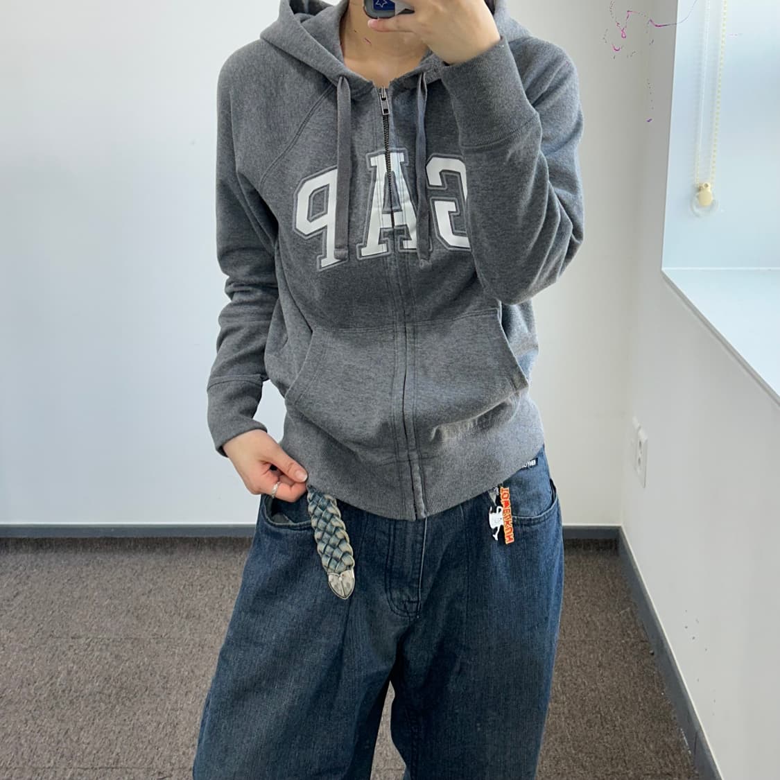 Gap 갭 글로시 로고 그레이 후드집업 상품이미지1