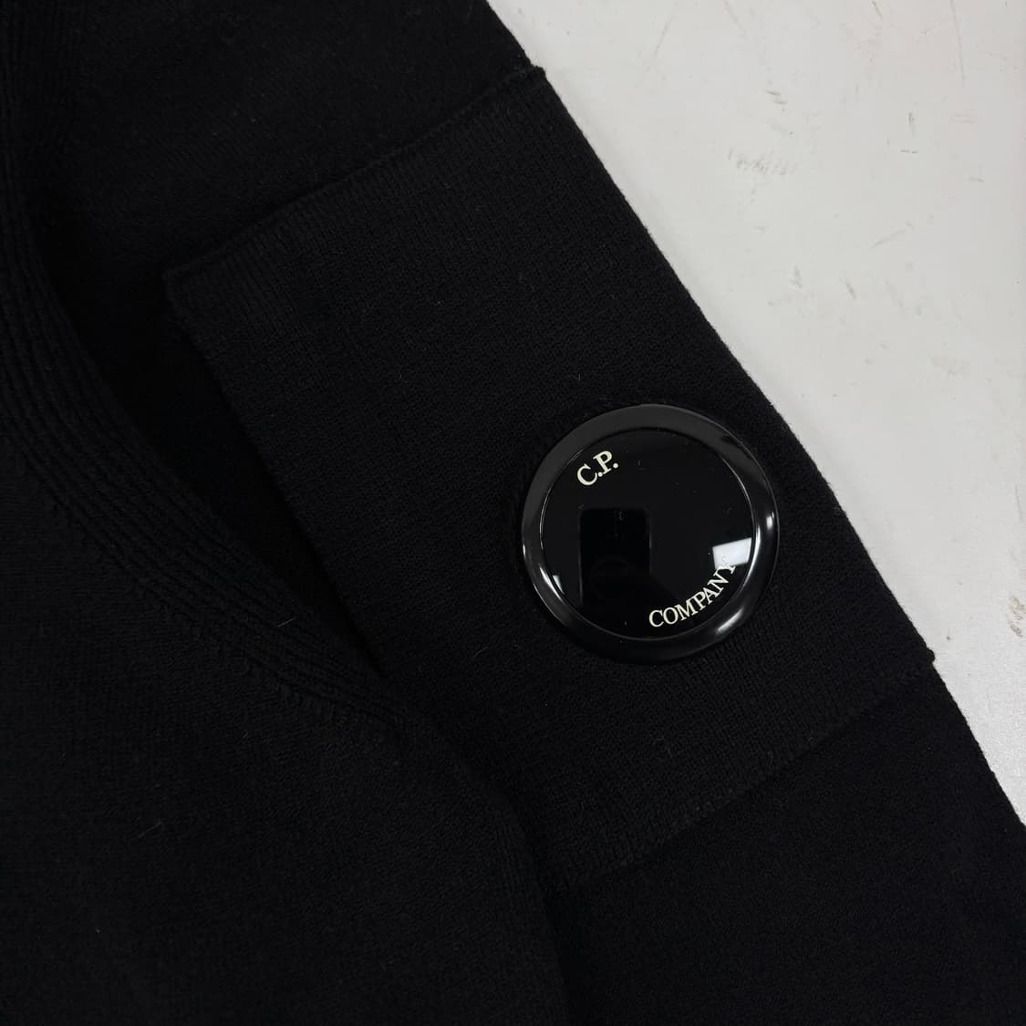C.P company 씨피 컴퍼니 니트  상품이미지7