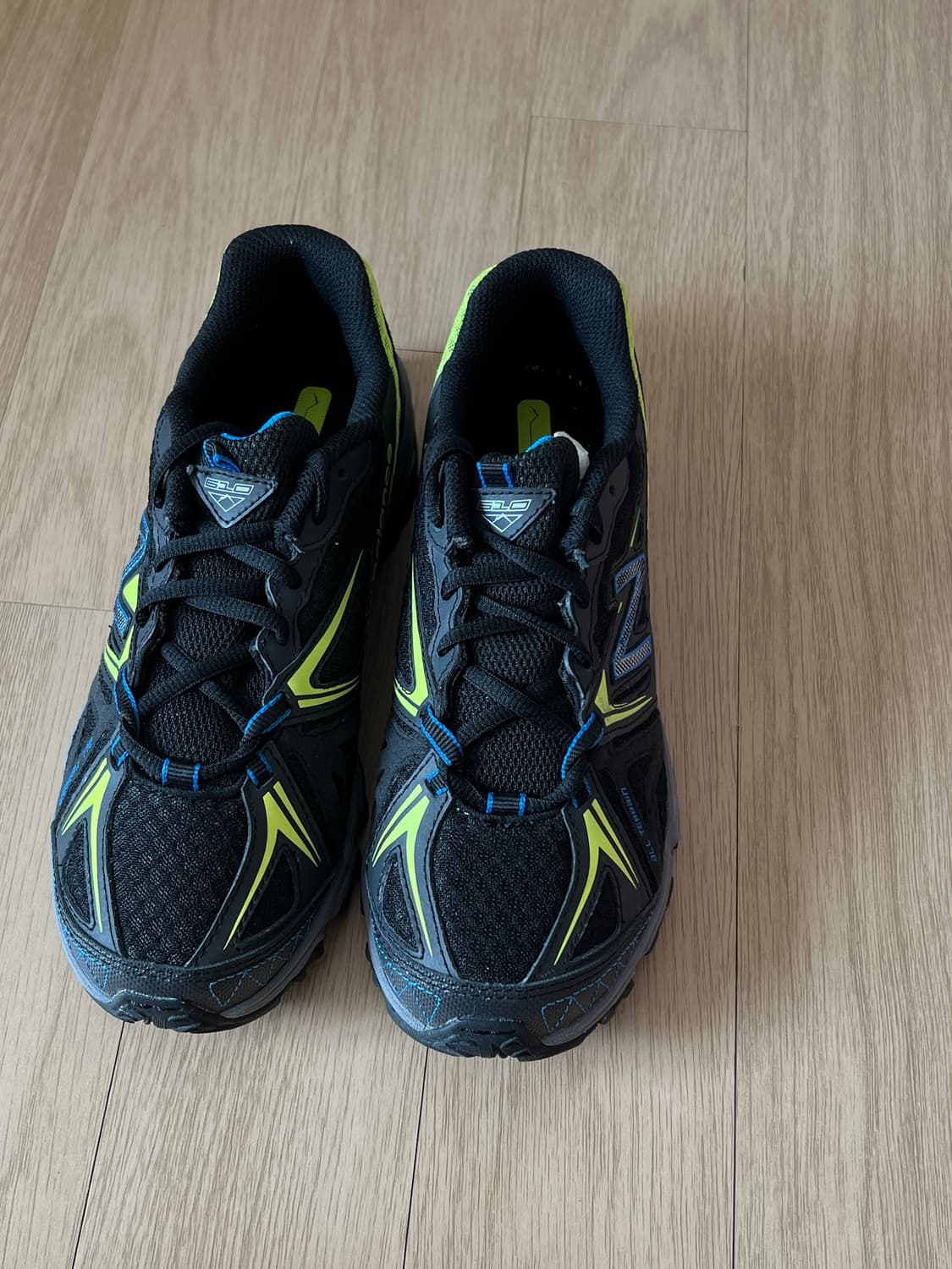 [240mm] [새제품] 어디든 튼튼하게! 뉴발란스 610 트레일 운동화 상품이미지4