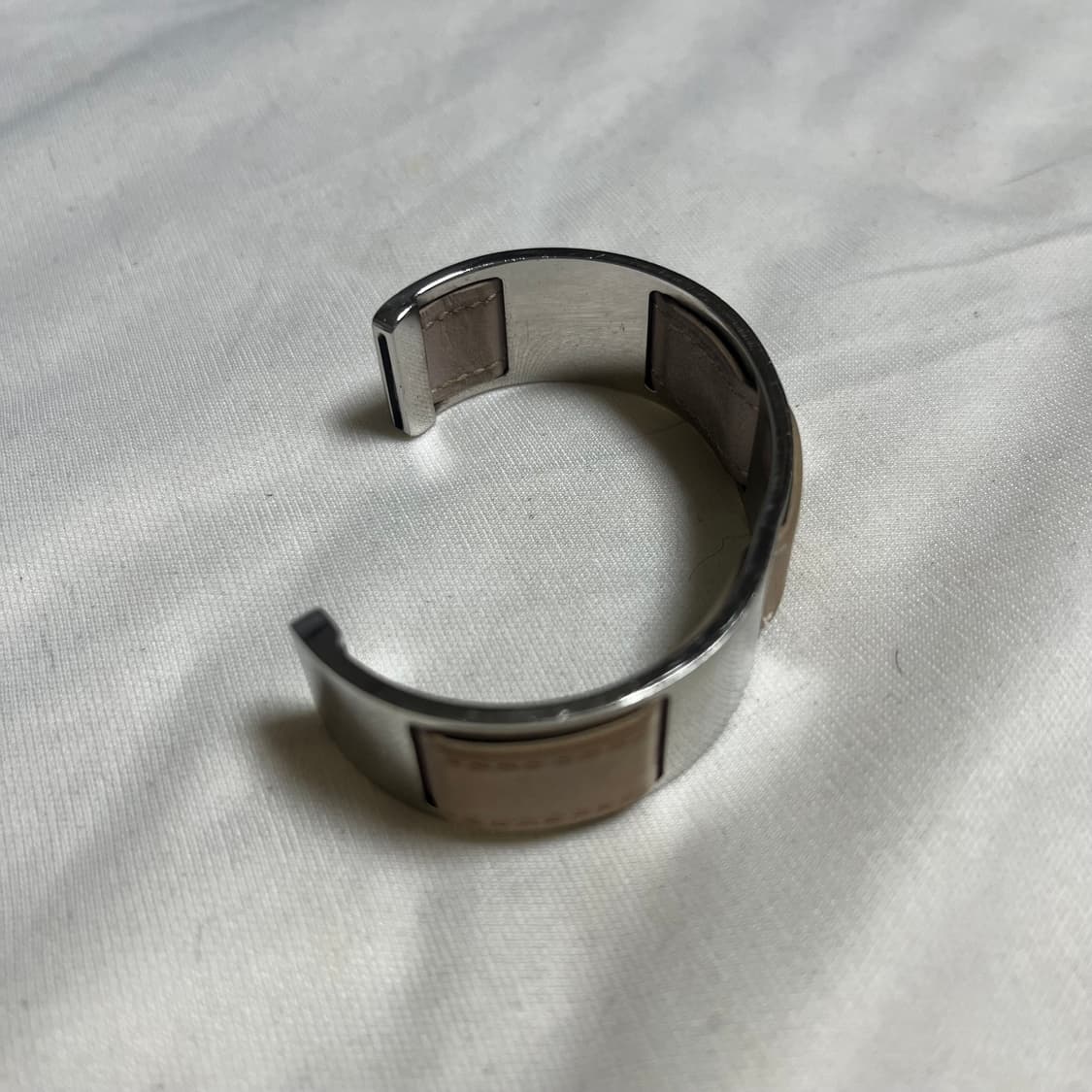 에르메스 by 마틴 마르지엘라 크롬 플레이트 레더 커프 뱅글 상품이미지6