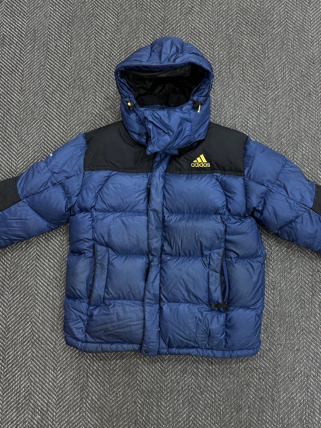 아디다스 구스패딩 블루 상품이미지2