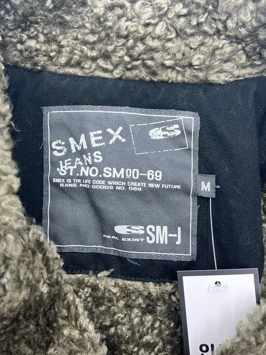 SMEX JEANS 블랙 무스탕 자켓 상품이미지4