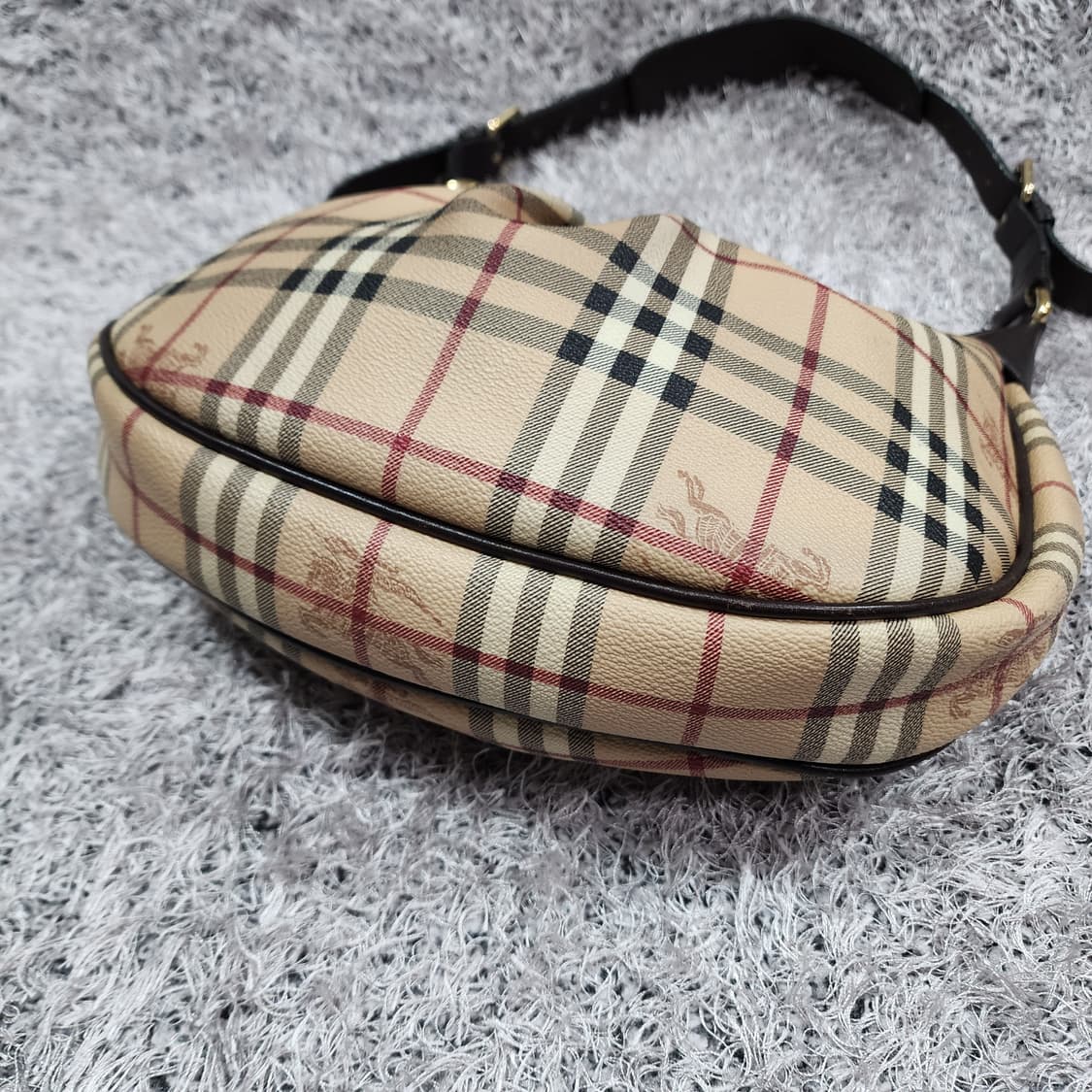 버버리 노바체크 호보백 숄더백 상품이미지6