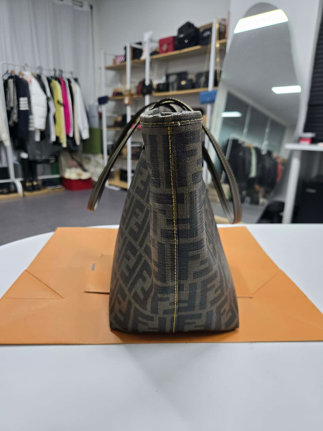 [50%세일] 펜디 멀티로고 토트백 상품이미지3