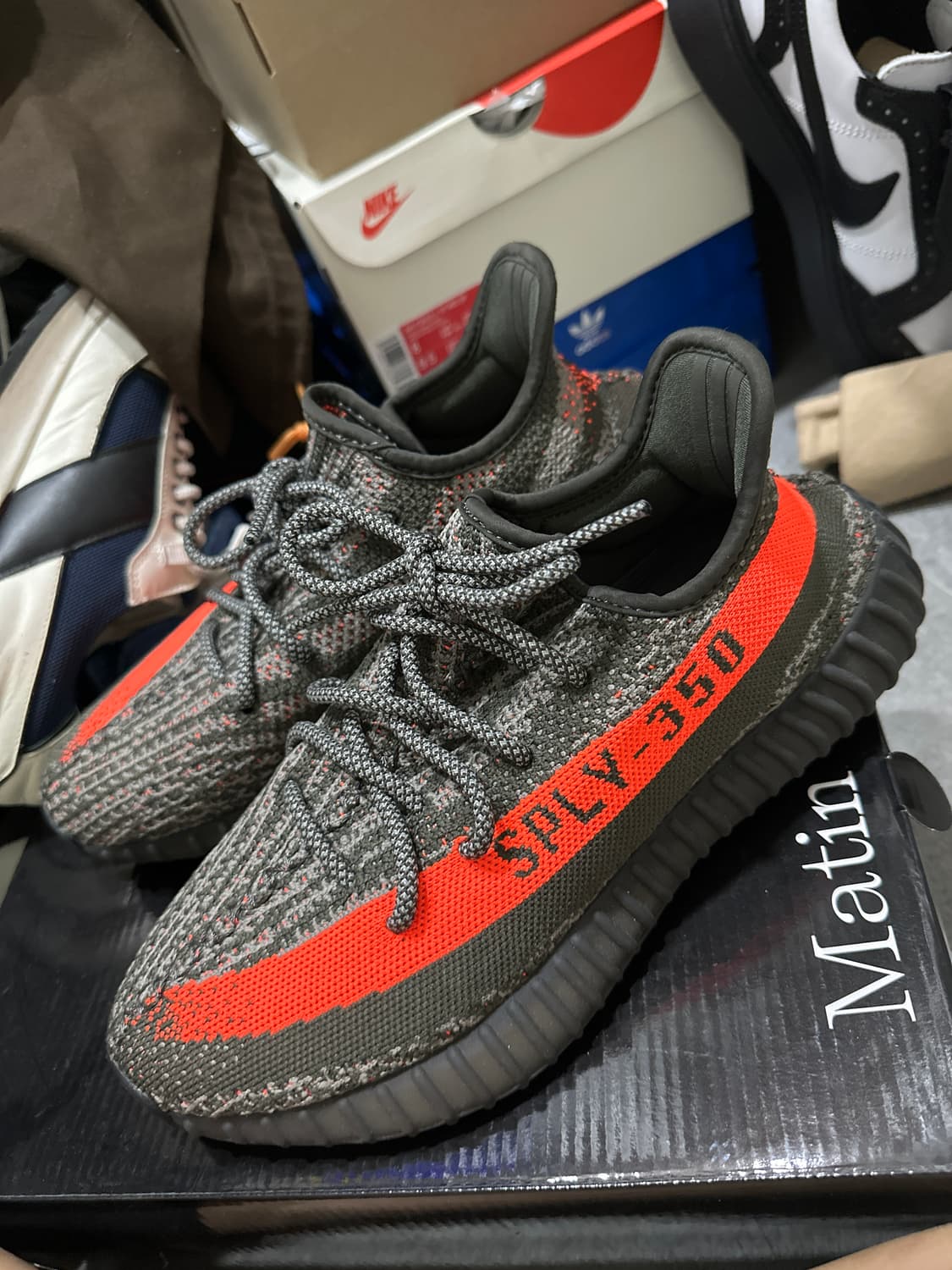 Adidas Yeezy Boost 350 V2 Beluga - Refle 상품이미지2