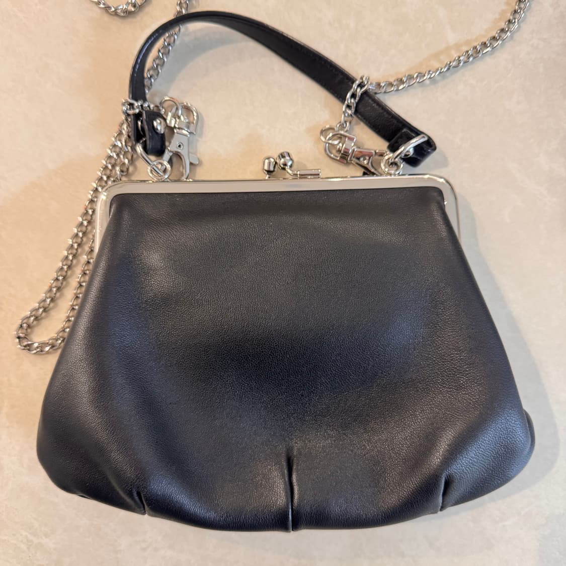 비비안웨스트우드 엠마 펄스백 상품이미지3