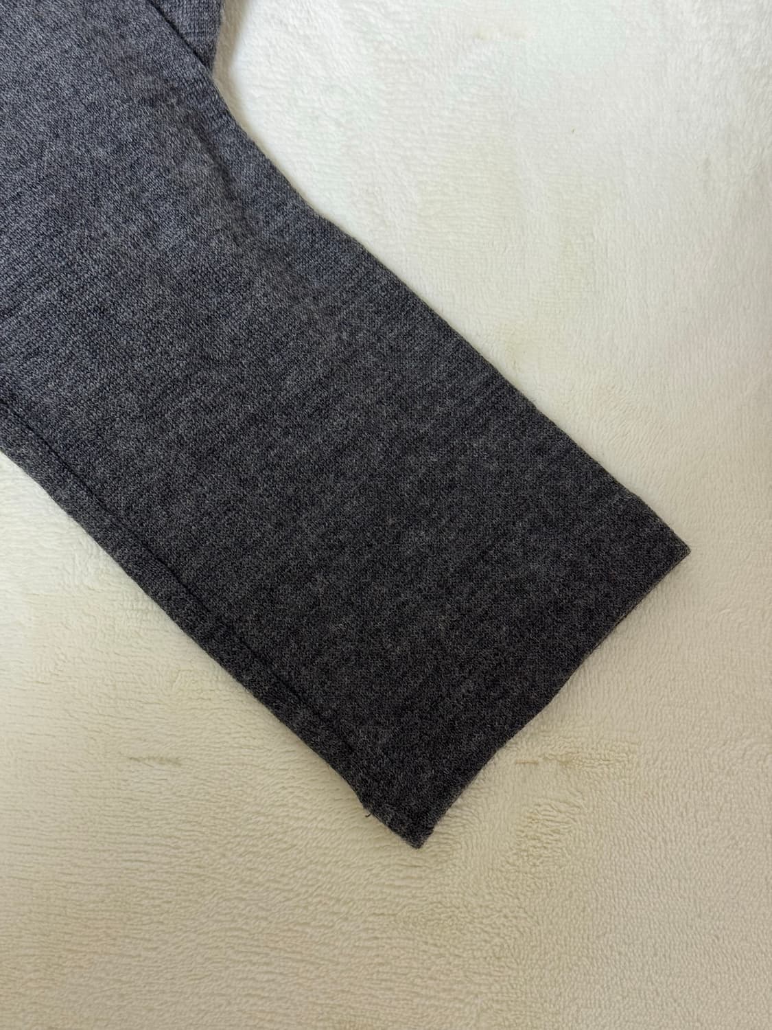 르917 웨이스트 랩 니트탑 챠콜 상품이미지4