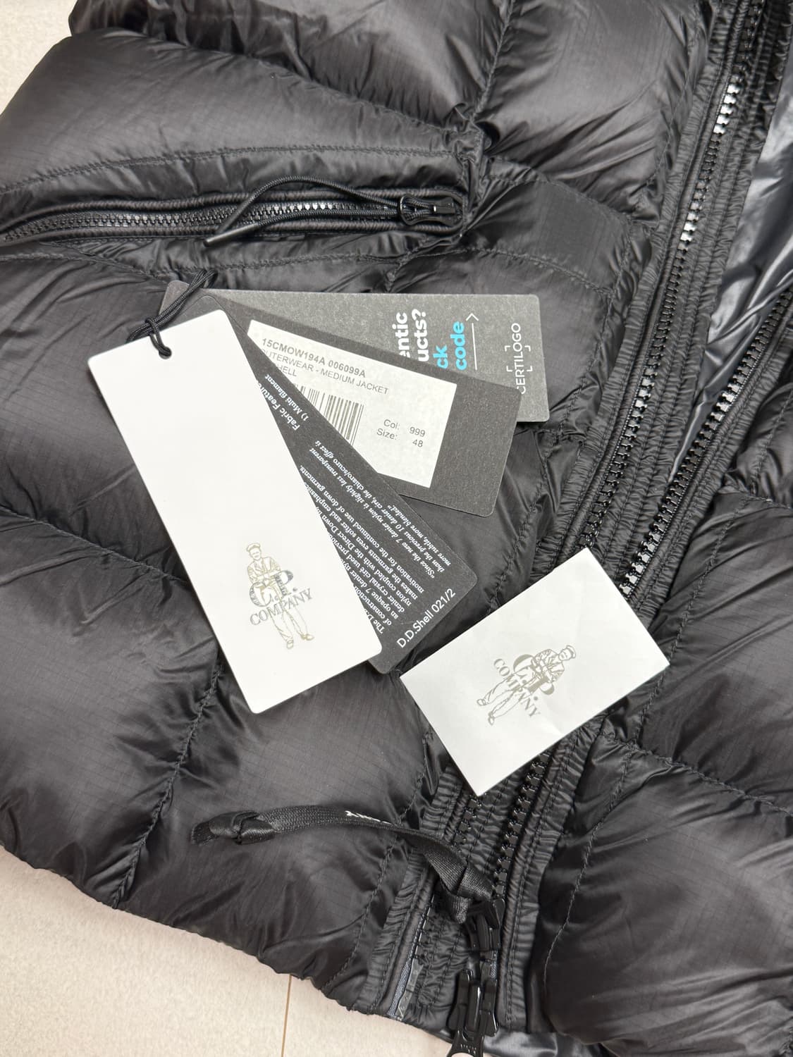 CP컴퍼니 DD쉘 컨실러블 후드 다운 자켓 블랙 M사이즈 상품이미지8