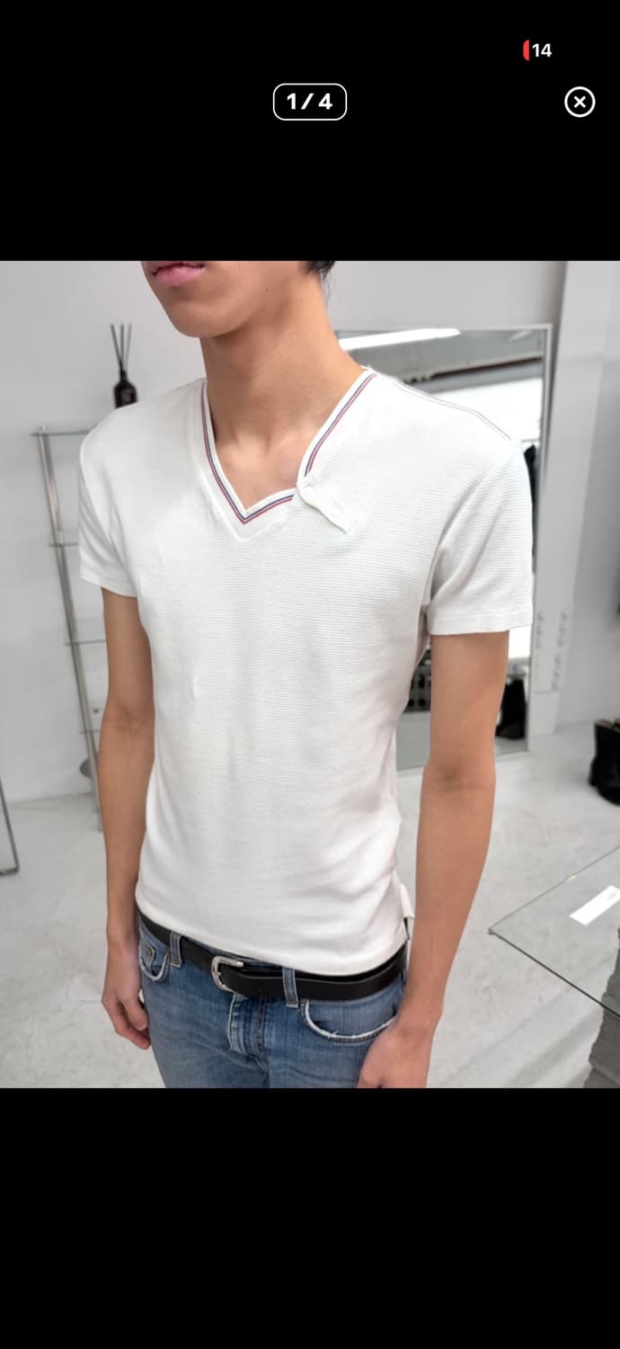 미하라 야스히로 비대칭 브이넥 티셔츠 상품이미지1