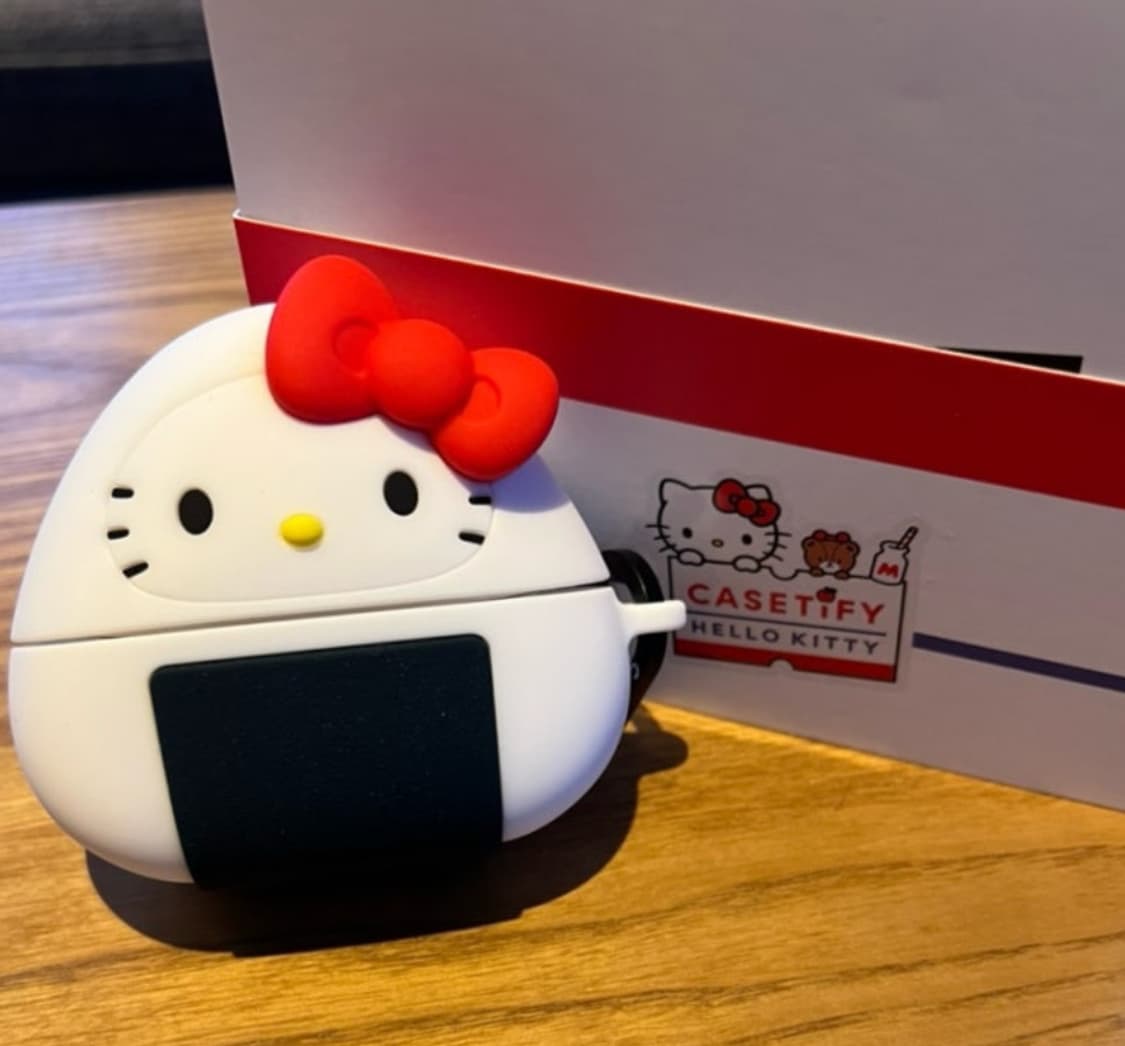 CASETiFY 키티 오니기리 에어팟 케이스 상품이미지1