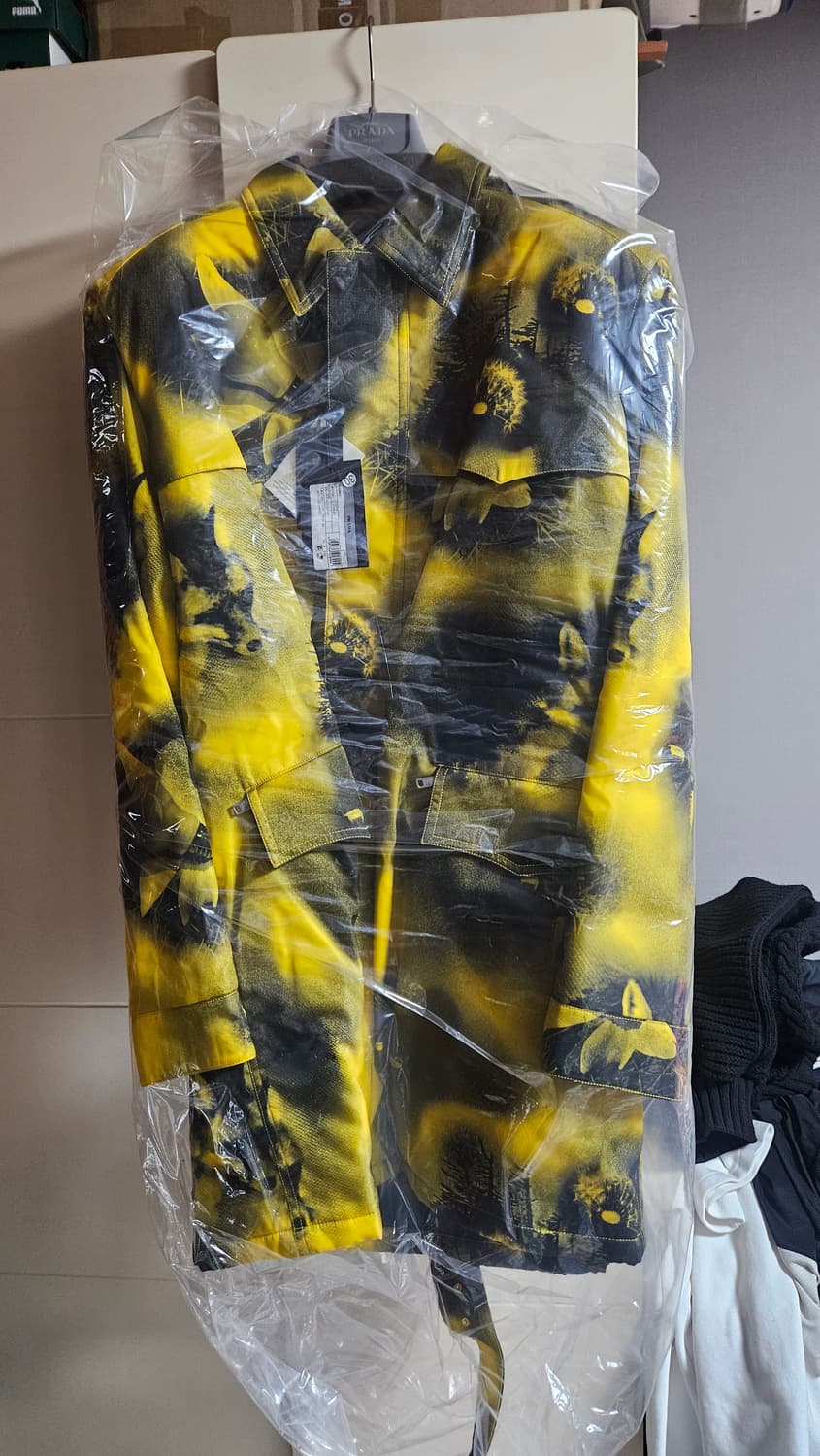 프라다 플로랄 아트프린트파카 자켓  롱패딩 prada 1천만원짜라 상품이미지4