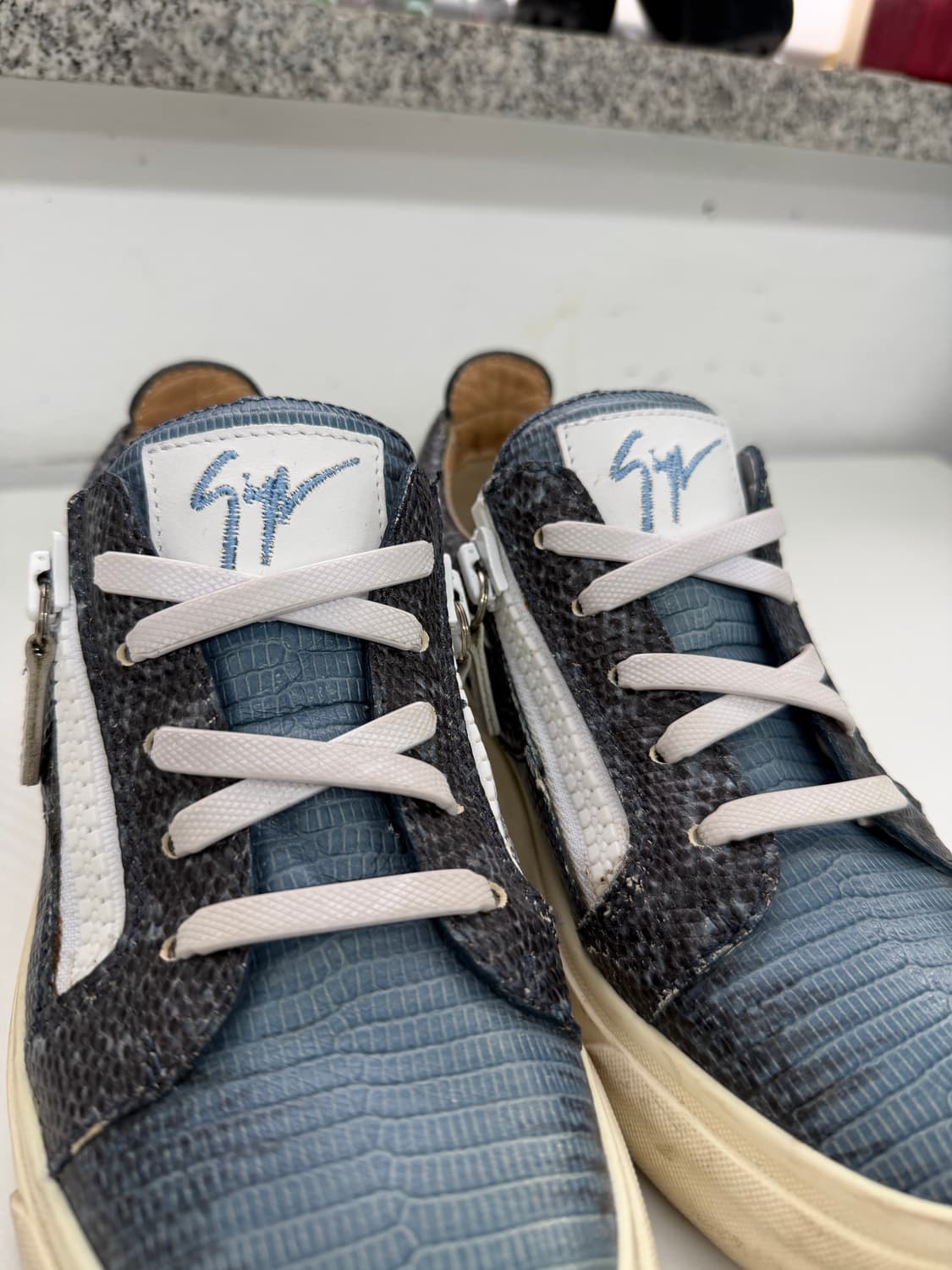 정품) 쥬세페자노티 블루 뱀피 스니커즈 37 상품이미지4