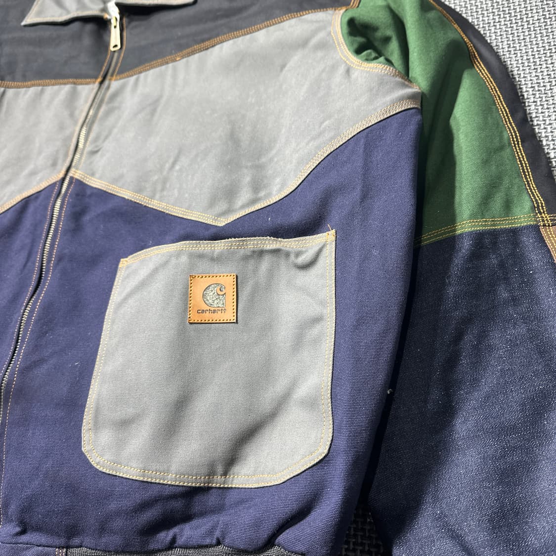 칼하트 리메이크 자켓 상품이미지3