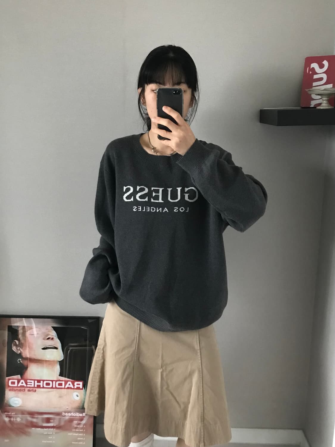 게스 중앙 로고 차콜 니트 상품이미지3