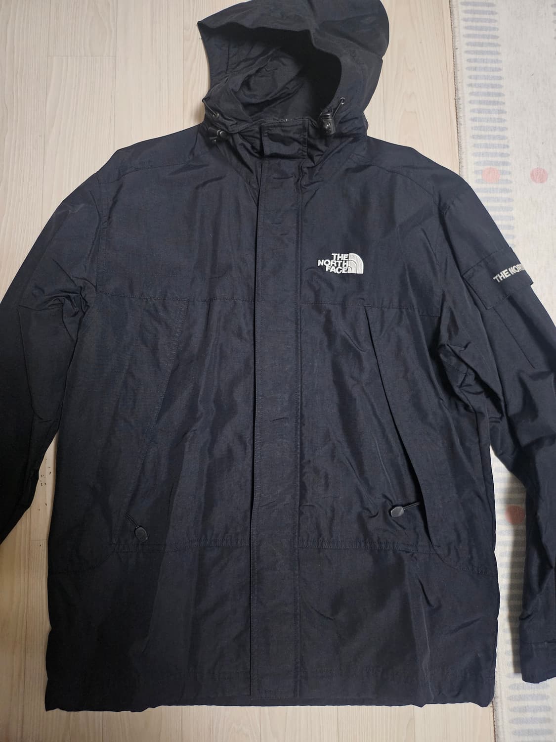 노스페이스 블랙 바람막이 자켓 상품이미지1